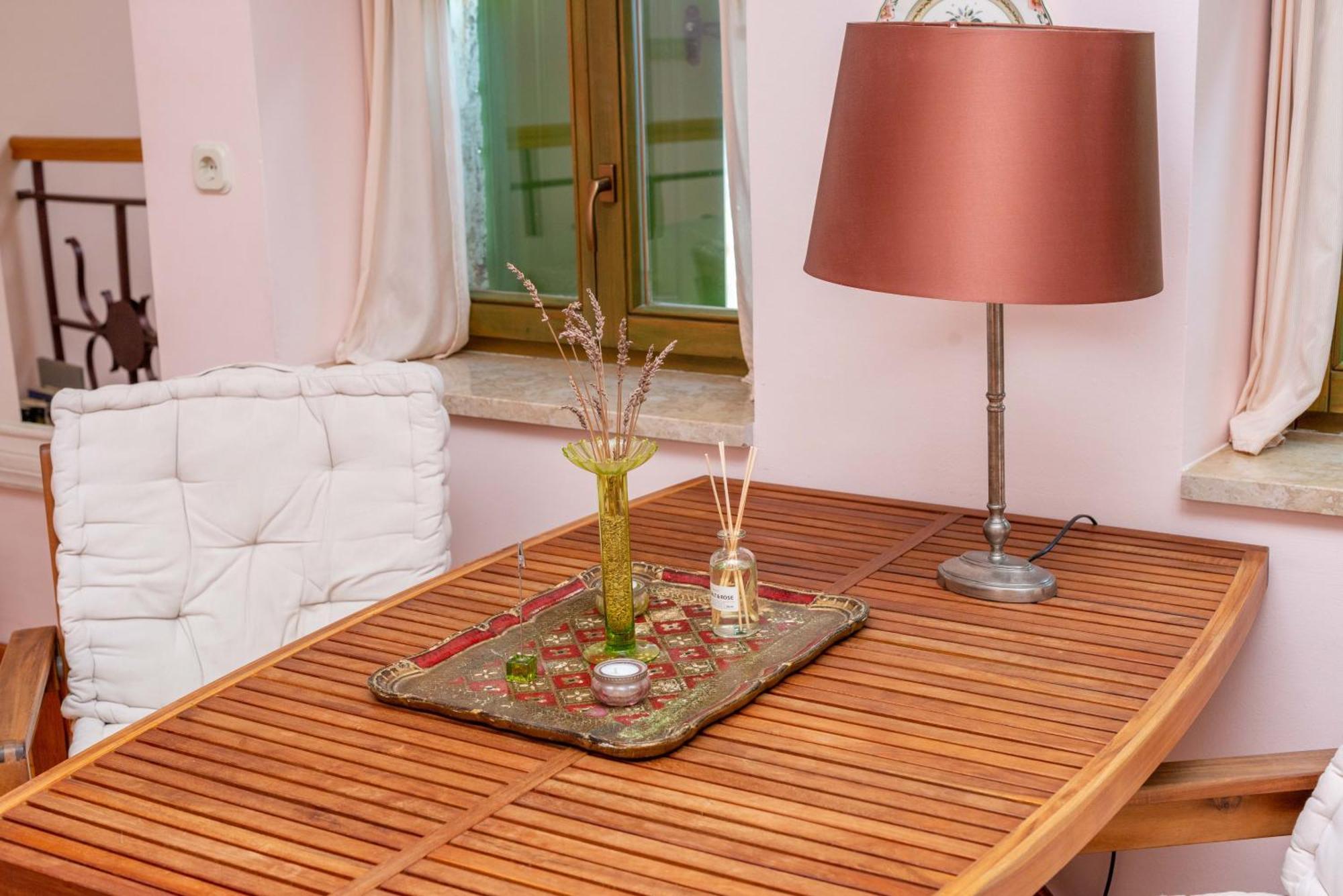 Dei Fiori Apartments روفينج المظهر الخارجي الصورة